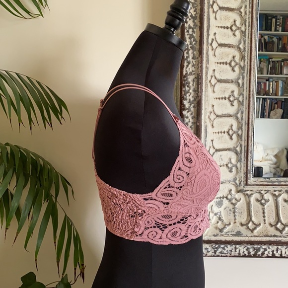 🥀 DONATING 1/21 Lace Lounge Bralette Adjustable Straps - Picture 3 of 6